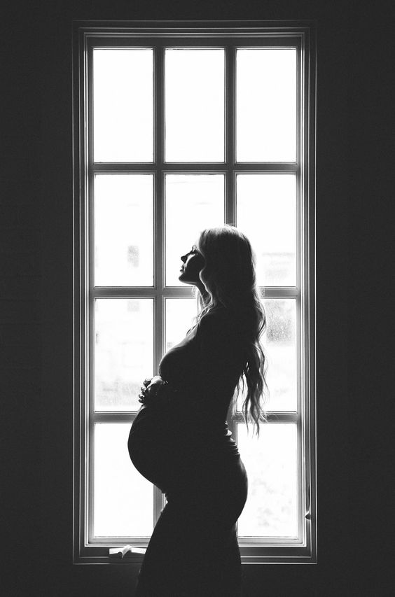 بهترین ژست برای ثبت تصاویر بارداری